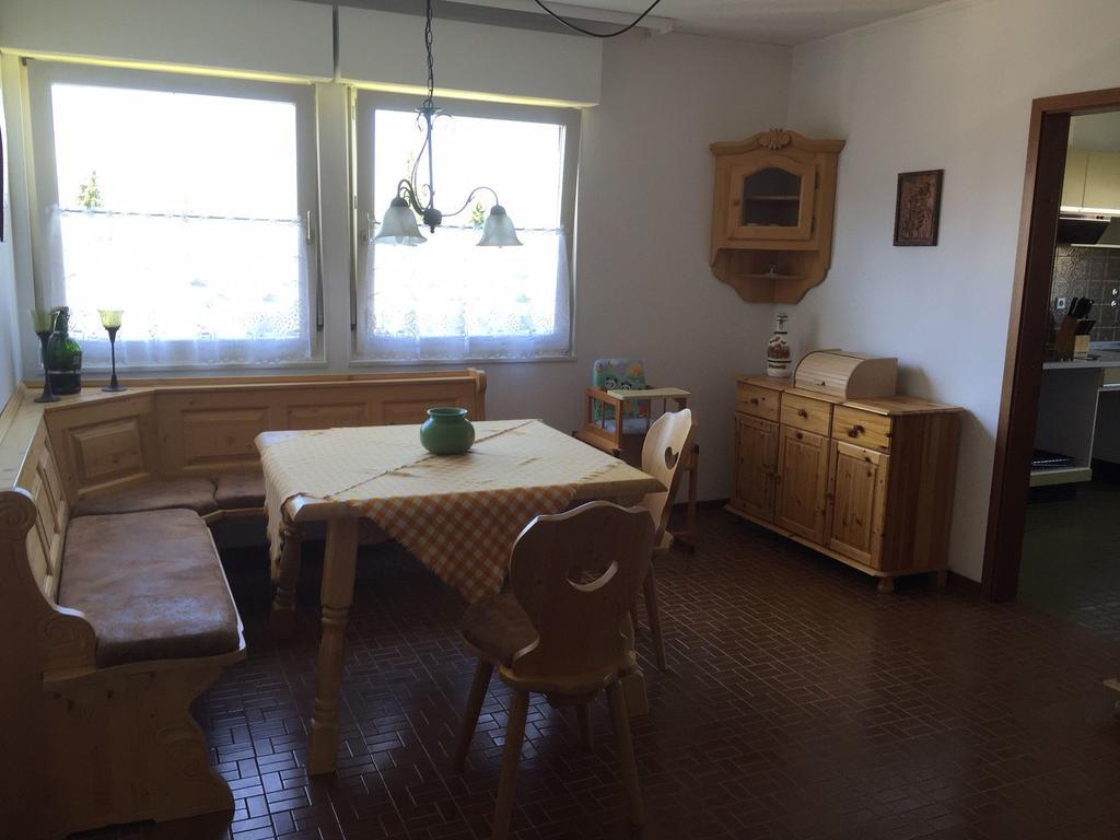内卡河畔霍尔布Haus Elvira别墅 外观 照片