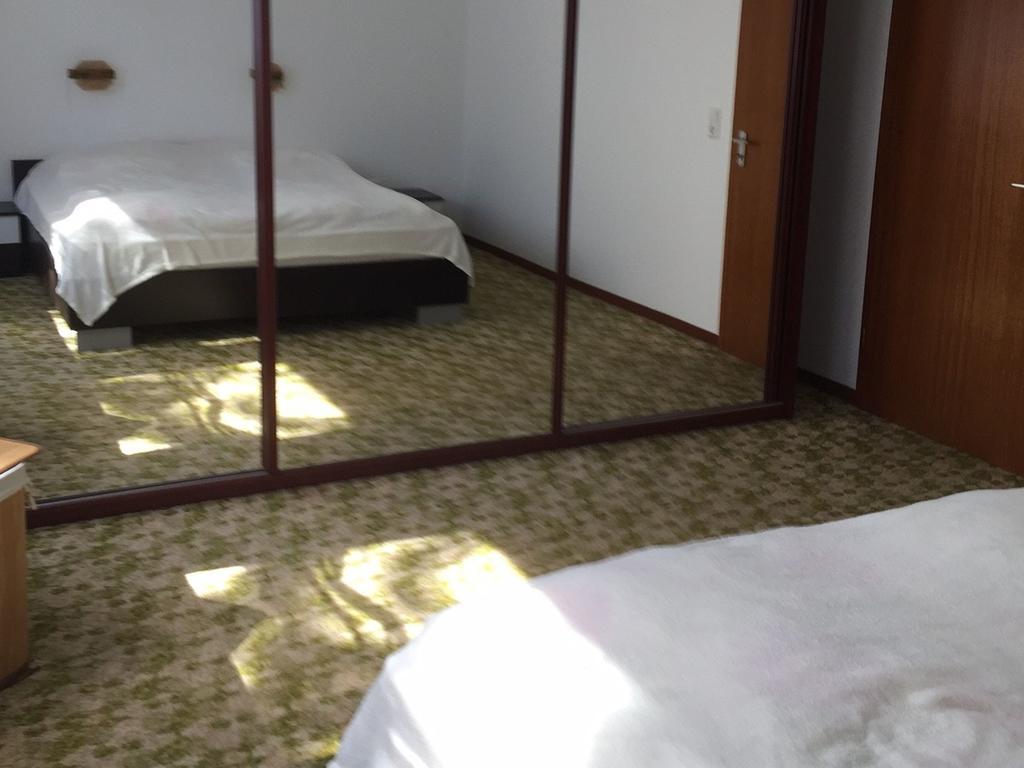 内卡河畔霍尔布Haus Elvira别墅 外观 照片